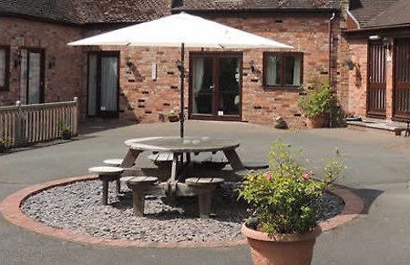 The Manor Coach House Hotel Hindlip Bagian luar foto